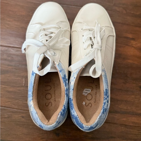NWOT Naturalizer Soul Neela Women's White and Blue Sporty Sneakers-Size 6 - Picture 4 of 9
